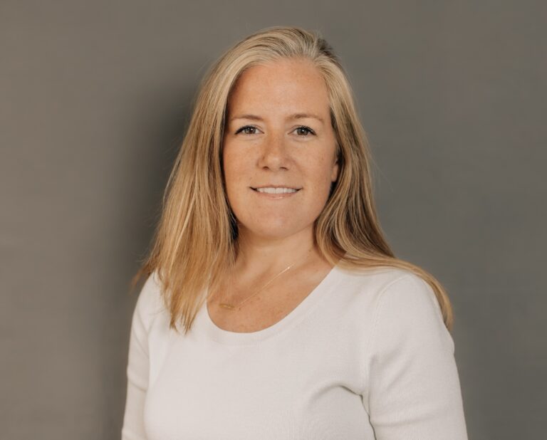 Facetune_24-09-2025-16-19-42